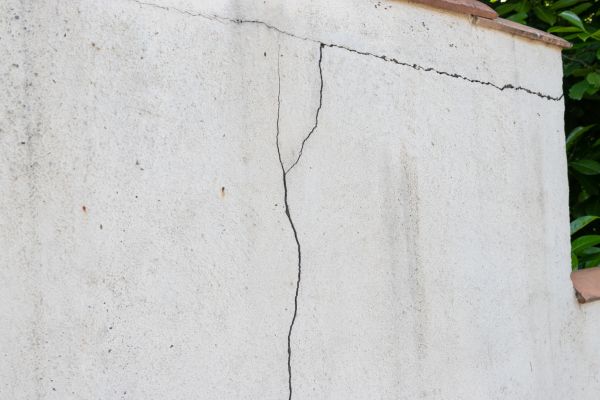 Foundation Crack Patching in Elkhart